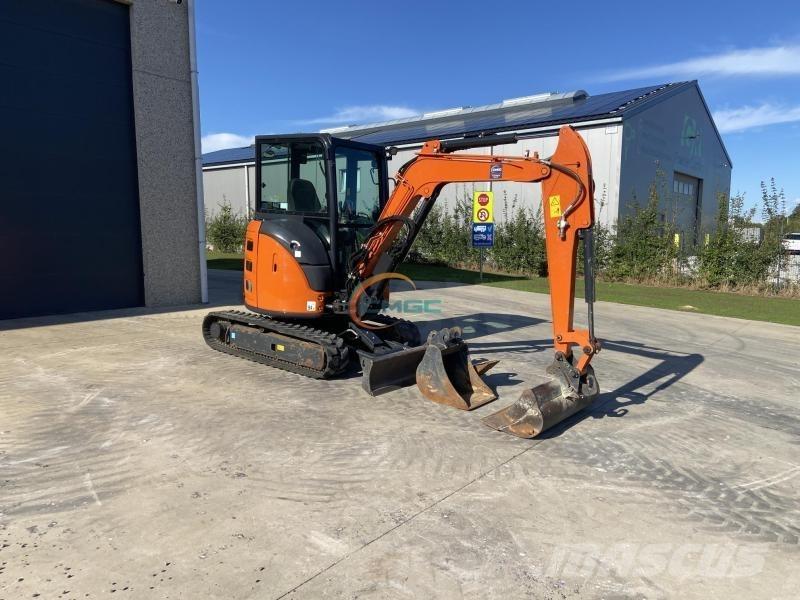 Hitachi ZX336 Gravemaskiner på hjul