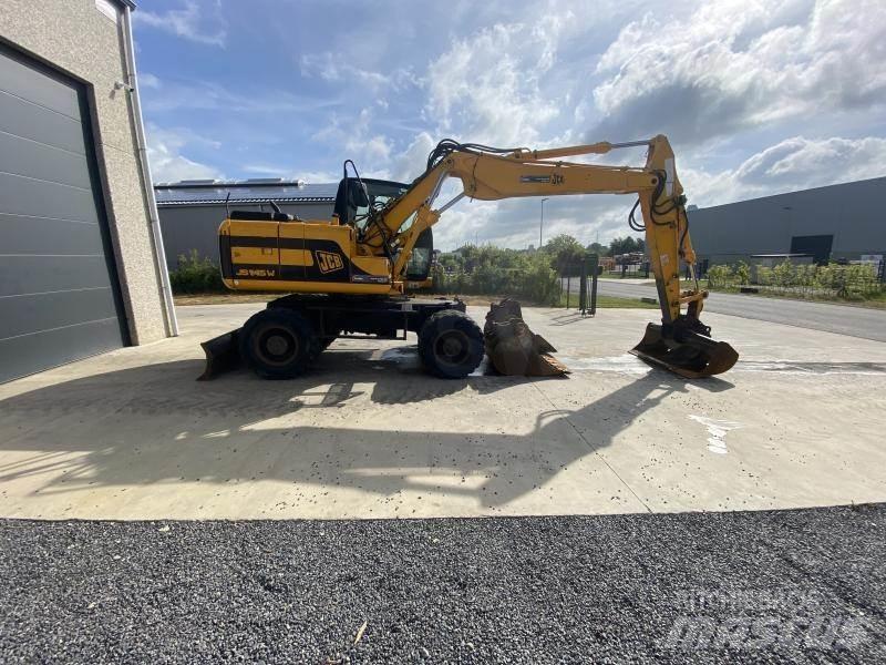JCB JS145W Gravemaskiner på hjul
