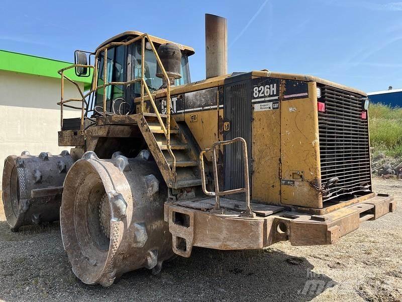 CAT 826H Affaldskompaktorer