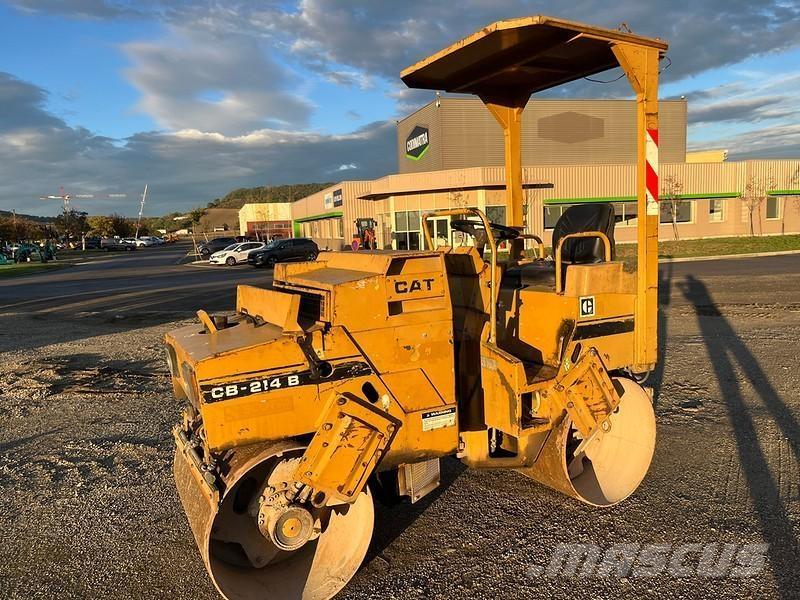 CAT CB214B Jordvibrationstromler