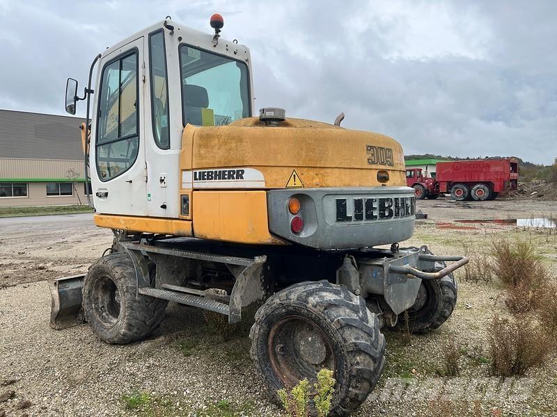 Liebherr A309 Gravemaskiner på hjul