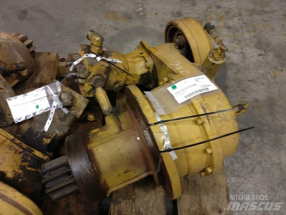 CAT 206 Gear