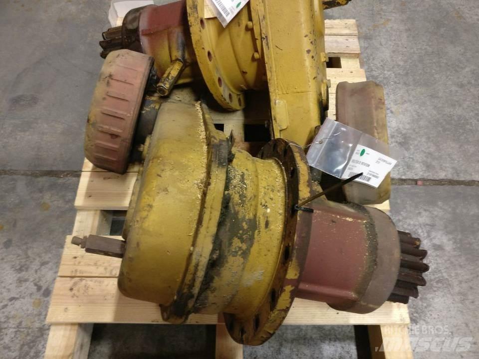 CAT 213 Gear