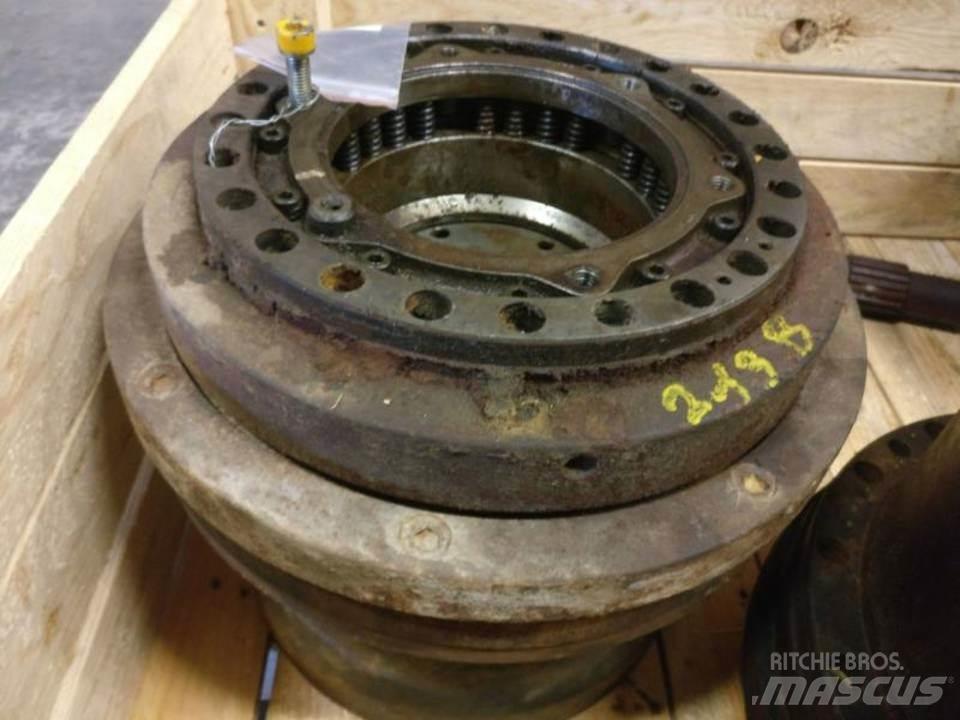 CAT 213B Gear