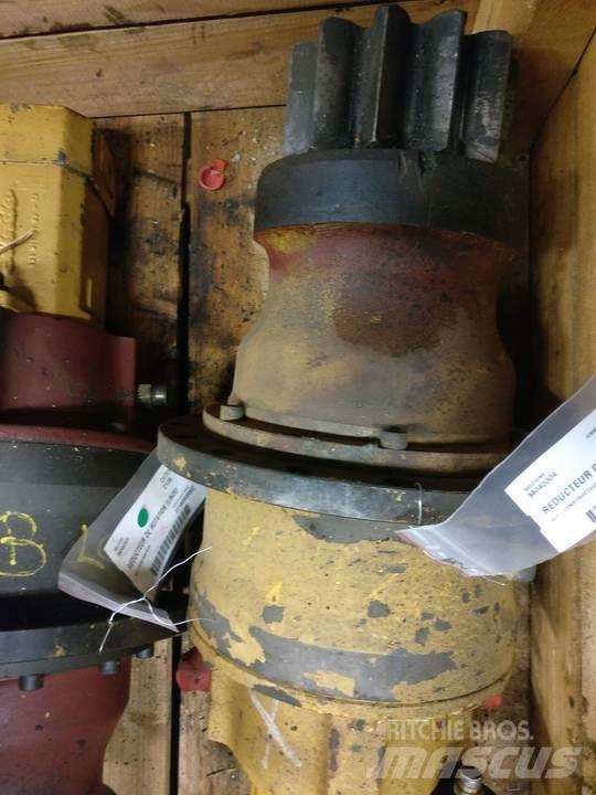 CAT 213B Gear