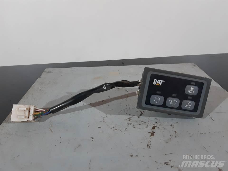 CAT 318C Kabiner og interiør