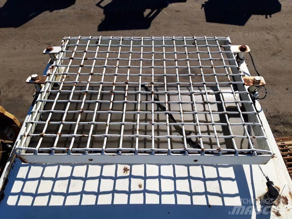 CAT 325LN Kabiner og interiør
