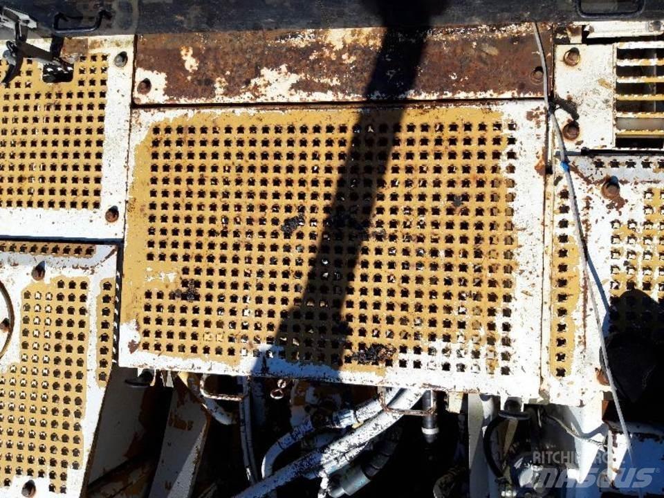 CAT 325LN Kabiner og interiør