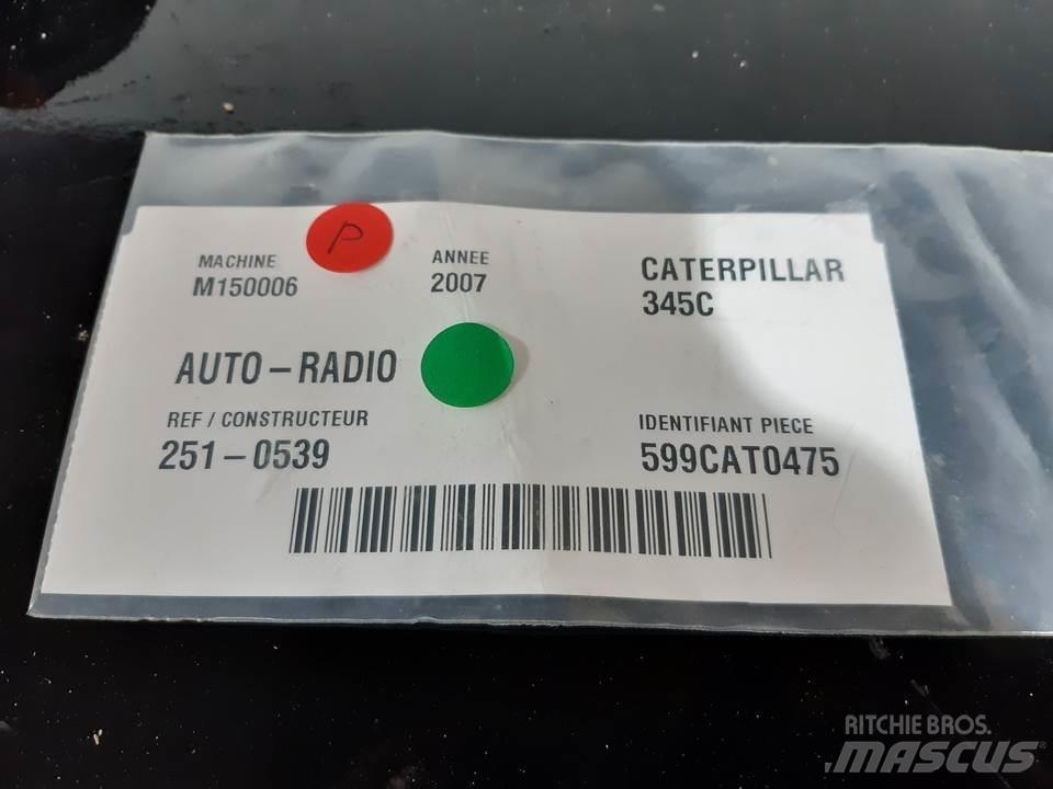 CAT 345C Kabiner og interiør