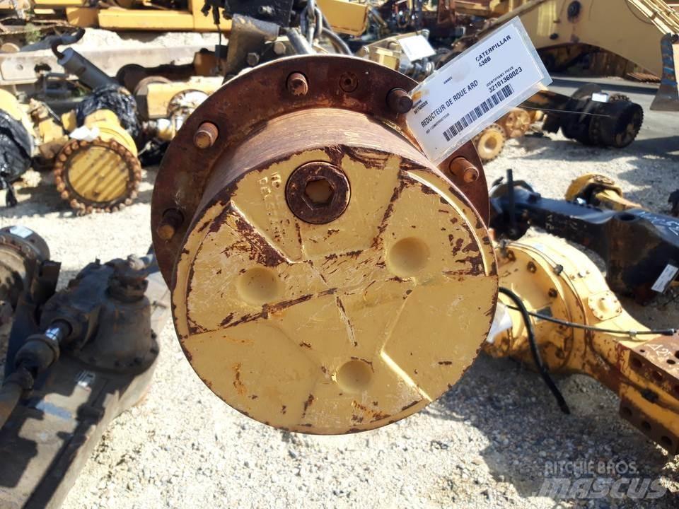 CAT 438B Gear