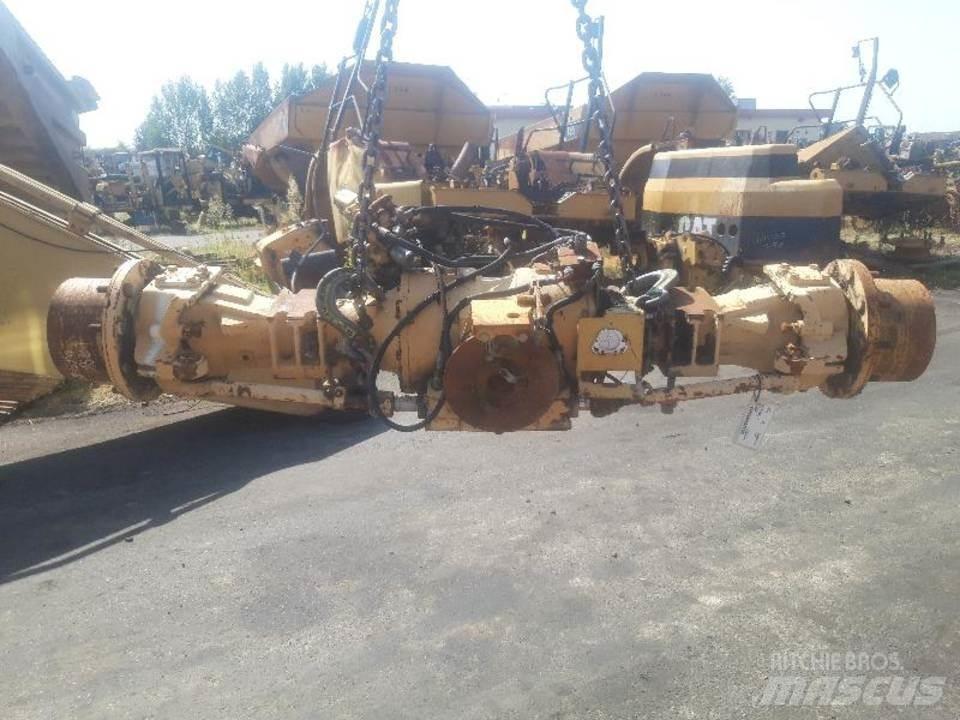 CAT 438B Gear