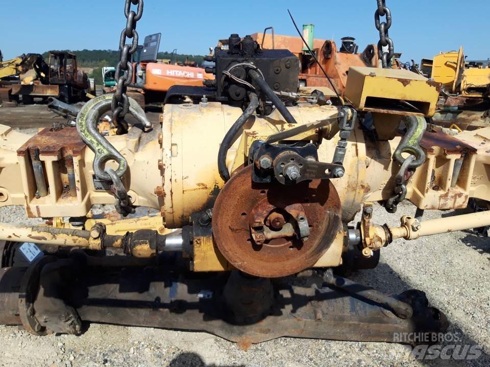CAT 438B Gear