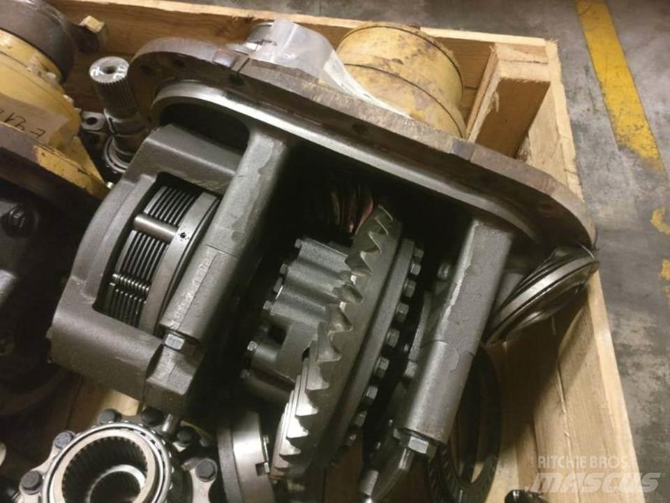 CAT 730 Gear