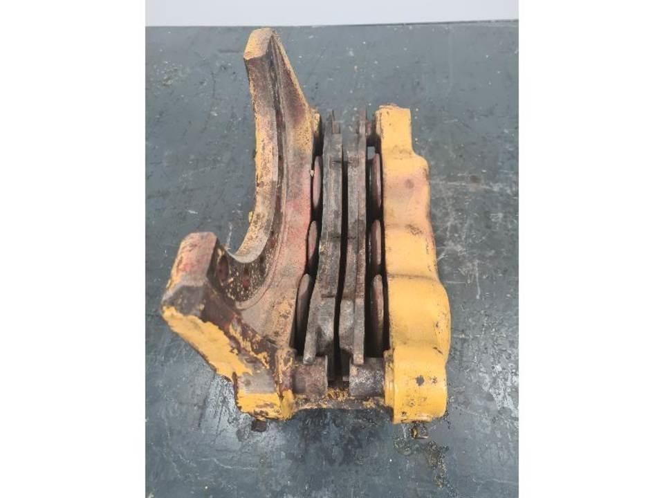 CAT 730 Gear