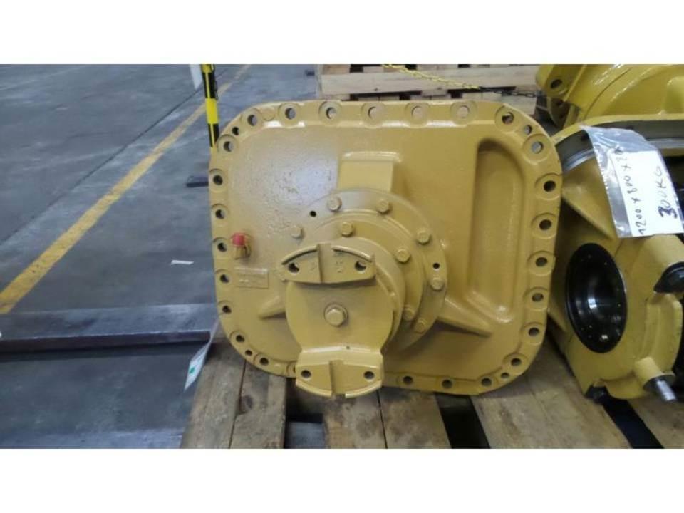CAT 740 Gear