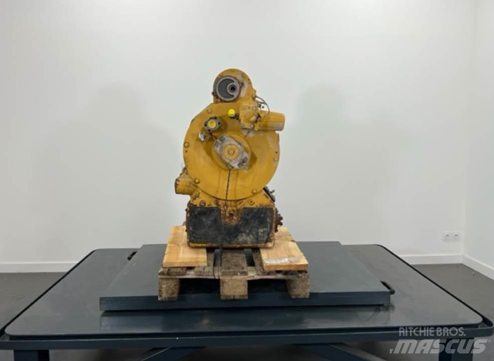 CAT 770 Gear