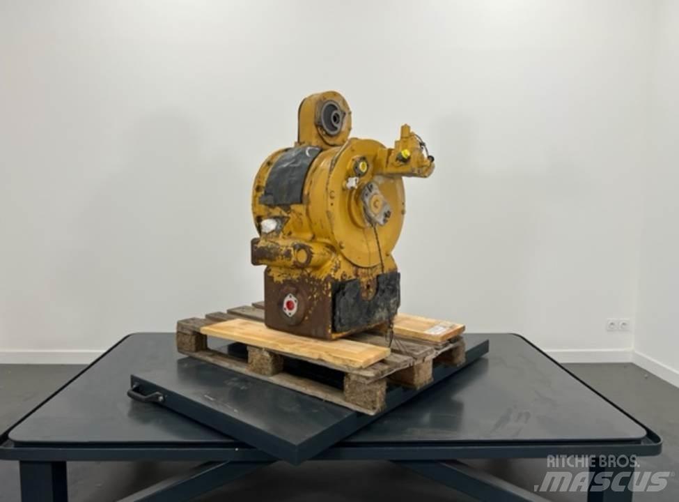 CAT 770 Gear