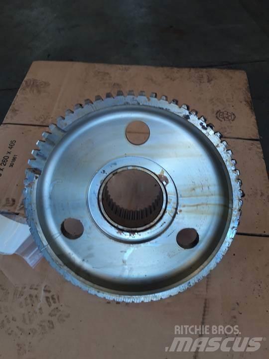 CAT 816B Gear
