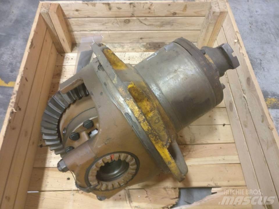 CAT 825B Gear