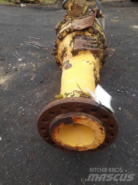 CAT 928F Gear