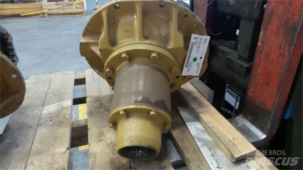 CAT 930 Gear