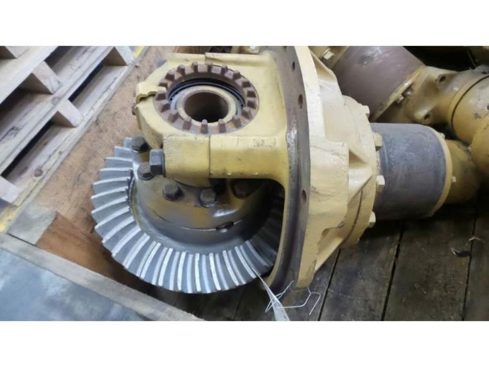 CAT 950 Gear