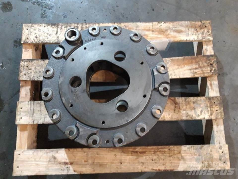 CAT 950B Gear