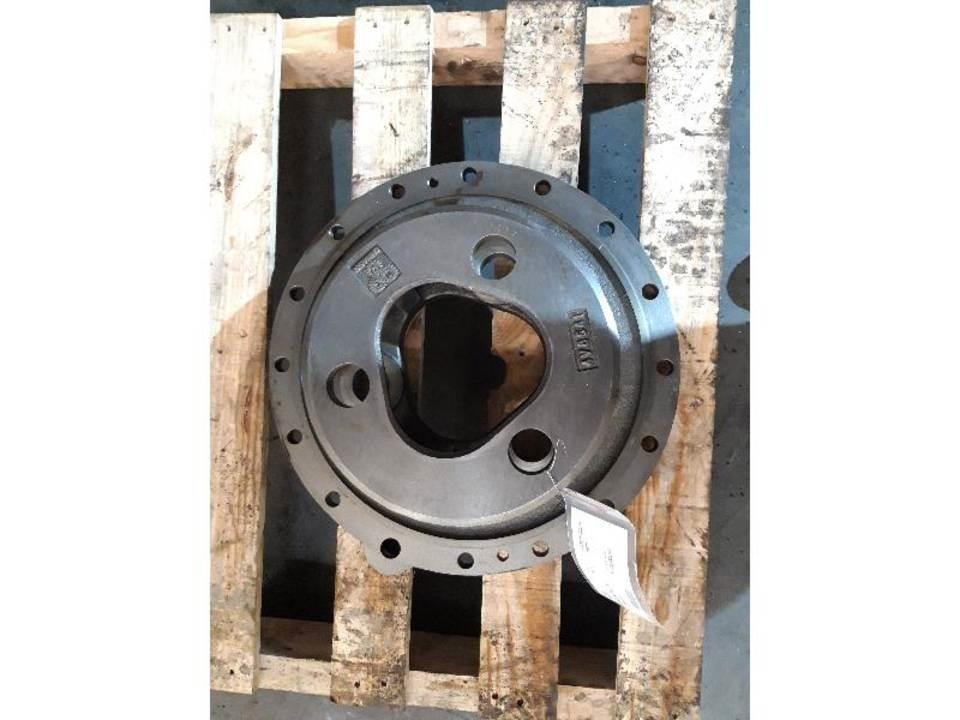 CAT 950B Gear
