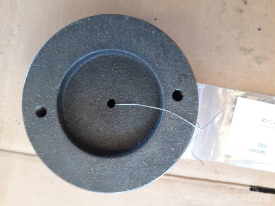 CAT 950B Gear