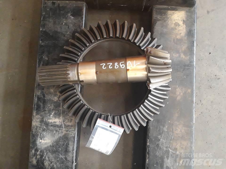 CAT 966C Gear
