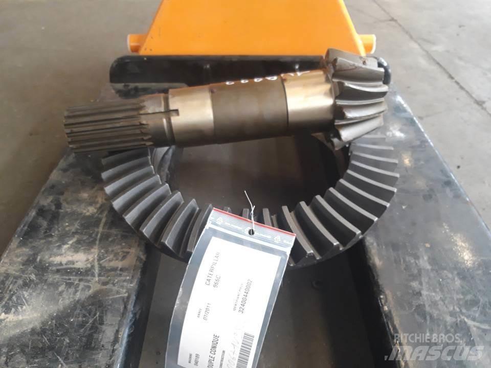 CAT 966C Gear