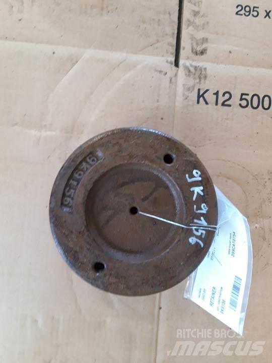 CAT 966C Gear
