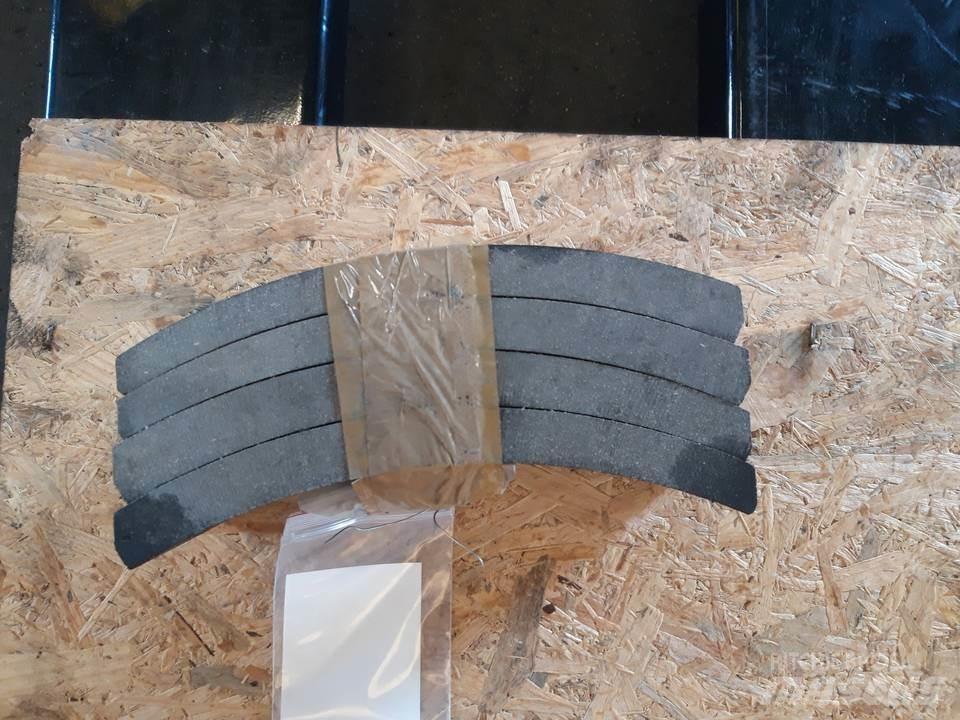 CAT 966C Bånd, kæder og understel
