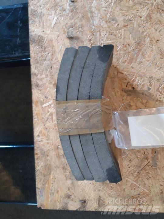 CAT 966C Bånd, kæder og understel