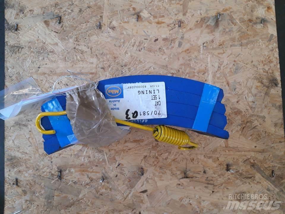 CAT 966D Bånd, kæder og understel