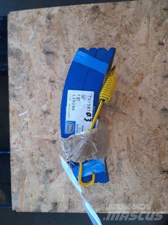CAT 966D Bånd, kæder og understel