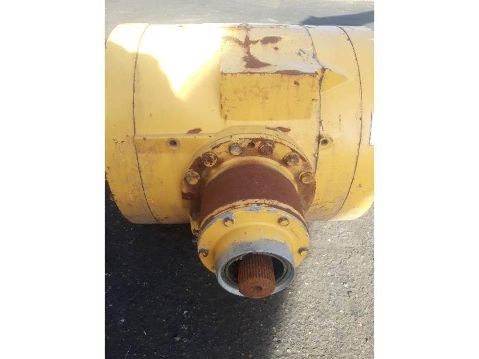 CAT 966H Gear