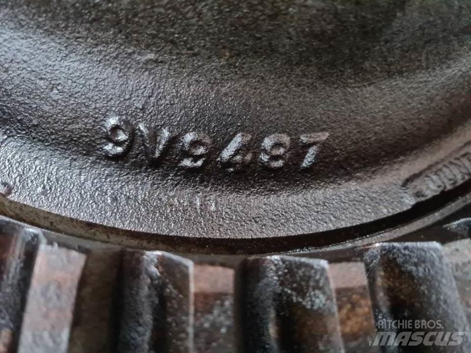 CAT 988B Gear