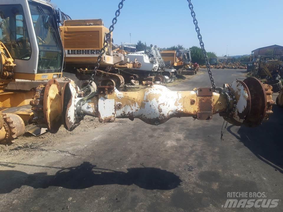 CAT D250D Gear