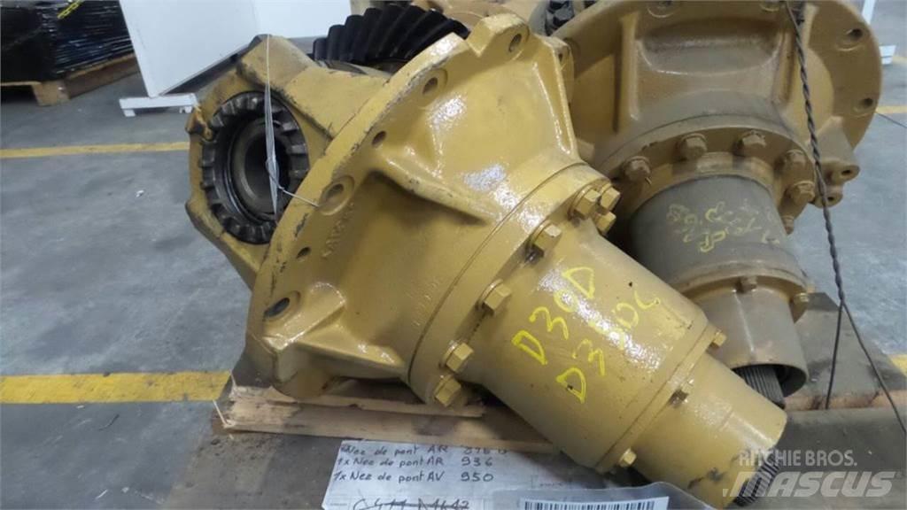 CAT D30D Gear