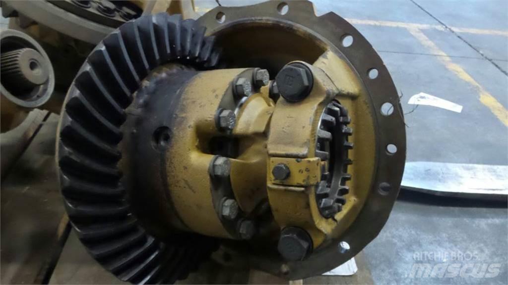 CAT D30D Gear