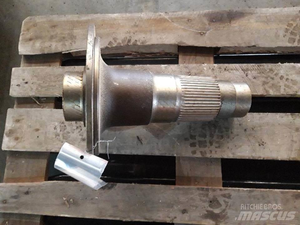 CAT D4E Gear