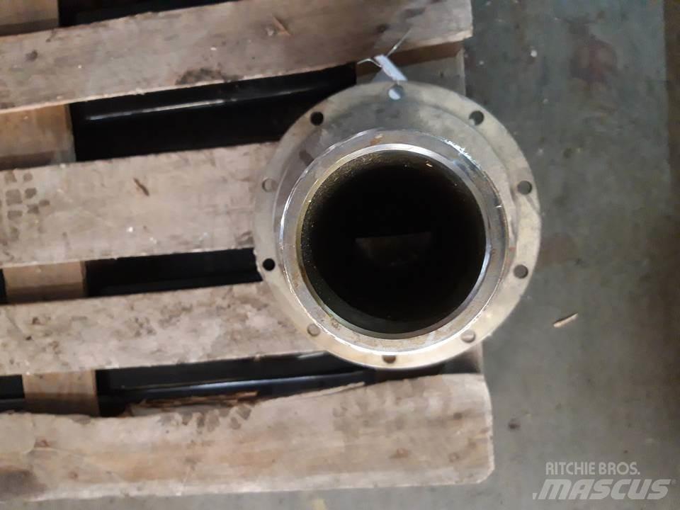 CAT D4E Gear