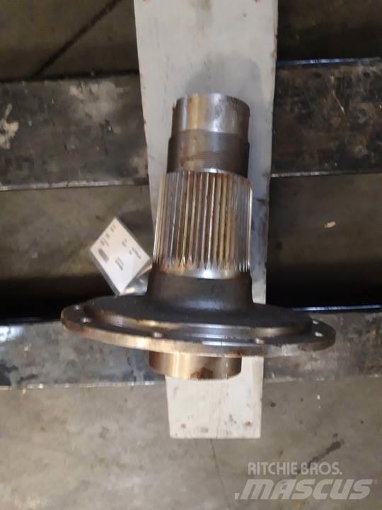 CAT D4E Gear