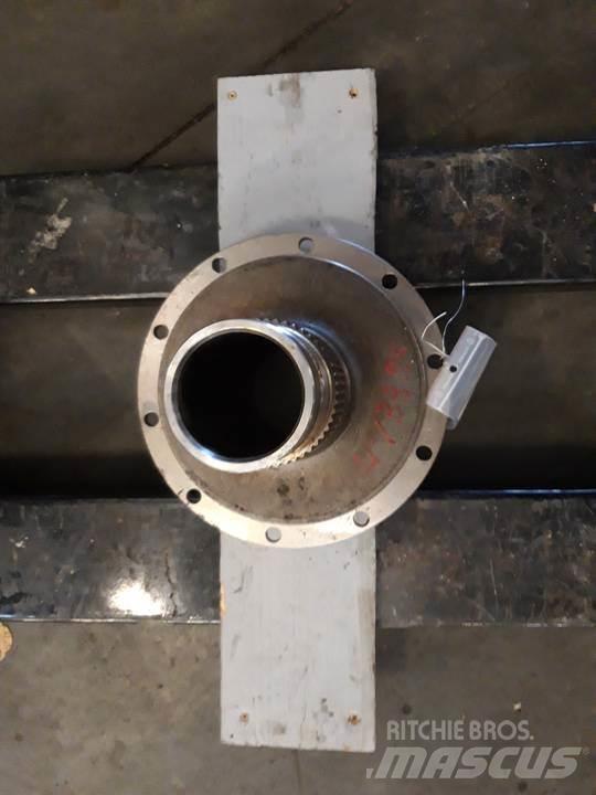 CAT D4E Gear