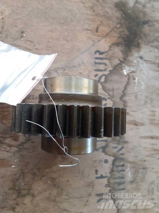 CAT D6C Gear