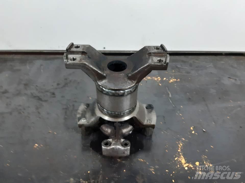 CAT D6H Gear