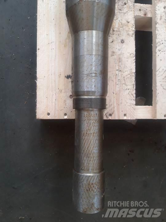 CAT D7G Gear