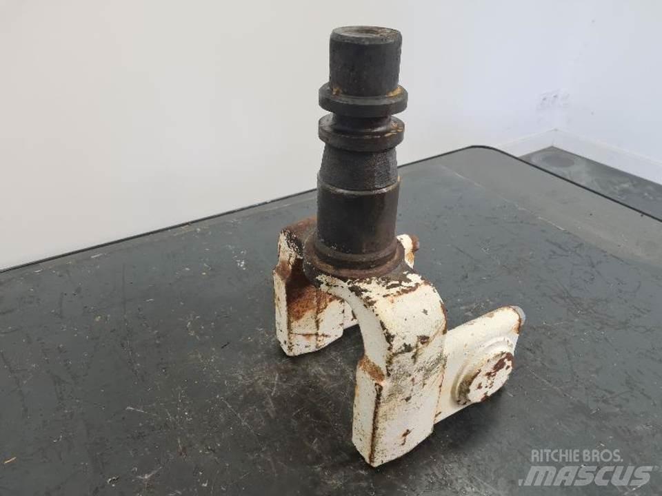 CAT D7H Gear