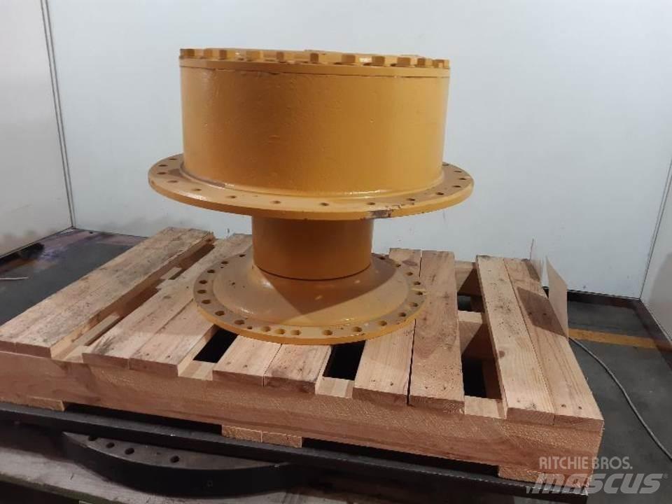 CAT D7R Gear